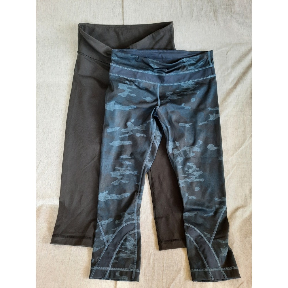 Lululemon Women's 2 of Sz 6 Performance Capri Stretch Camo Pants‎ Pocket Zipped